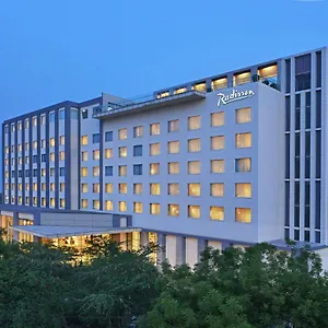 Radisson אגרה
